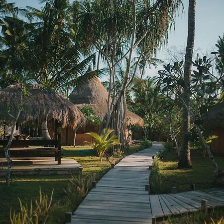 Le Nusa Beach Club Lembongan Exterior foto